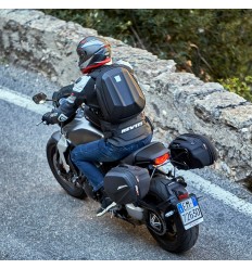 Mochila Givi L/Xstream 22Lts. |ST606|