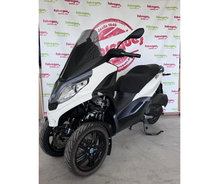 Piaggio MP3 300 HPE Blanco Azul